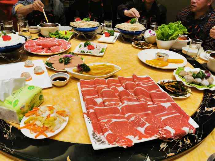 金富苑肥牛火锅(城中总寨店)-"冬天到了,我们的味蕾要吃好滴喽!