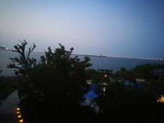 -上海滴水湖皇冠假日酒店