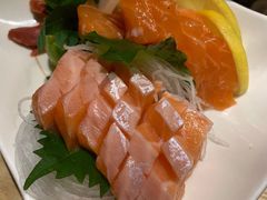 -枝魯枝魯自助料理