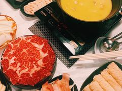 -鲜入围煮花胶鸡海鲜火锅