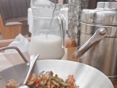 -饭怕鱼·黄焖鲟龙鱼(湖大店)
