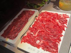 -伴山牛贵州黄牛肉火锅·苗疆非遗艺术餐厅(上海首店)