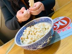 自己动手掰馍-天发芽·何记葫芦头泡馍·老字号(小南门店)