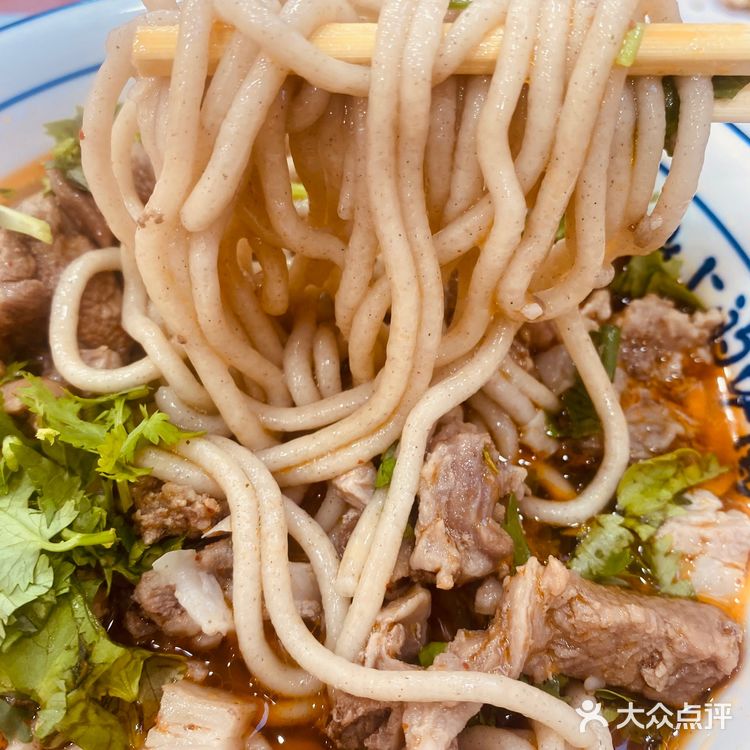 就馋😋这一口！雷记羊肉面！