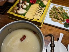 -慢丽江·云南野生菌土鸡锅(付家庄店)