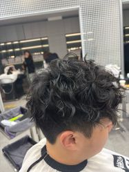 -韩国丽安形象设计