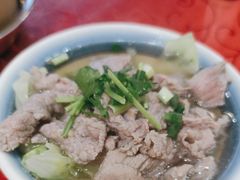 -冯烫烫跷脚牛肉·川菜小馆(武胜西街店)