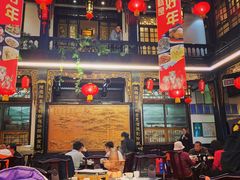 大堂-蔼若春.传承三十年云南菜(金碧公园店)