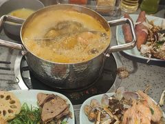 -金滏山烤肉·海鲜·火锅自助餐厅(襄阳万达店)