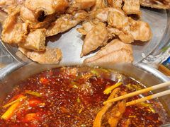 -肖肖酸萝卜鱼火锅(总店)