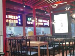 大堂-怪噜范·老贵阳街头名小吃(数博万达店)