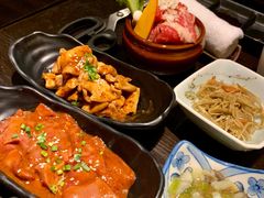 -山川小町·极番烧肉(新地假日广场店)