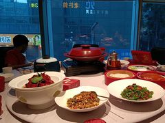 -千百味红餐厅·江西菜(绿地双子塔店)