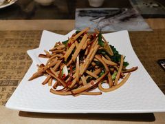 -泡桐树孙二娘私房菜