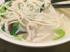 青菜肉丝煨面-花园茶楼(兴城西路店)