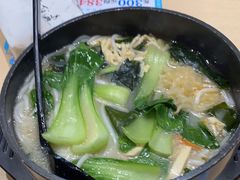 -灵芝妹子海鲜米线(劳动公园店)