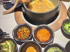 -芸山季·云南野生菌火锅(人民广场来福士店)