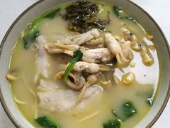 -明呈黄鱼面馆(斜土路店)