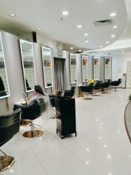 -八佰伴8008星级形象店