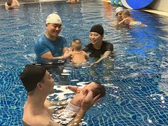 -蓝旗亲子游泳(范湖万达广场店)