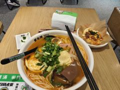 -蒙自源米线大王(花园城商场店)