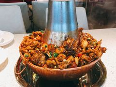 招牌蛙锅-老佛爷铜炉蛙锅(海岸城店)