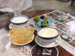 香滑凤凰奶-周大娘牛乳(旧寨古村总店)