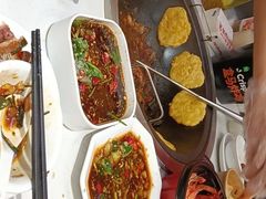 -鲁员外地锅鸡地锅鱼(古墩路店)