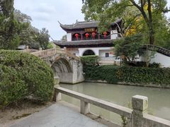 -汇龙潭