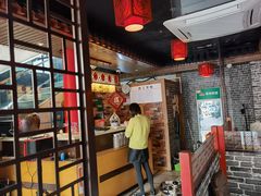 -羊家胡同·龙虾烧烤火锅(龙汇路店)
