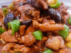 -俭寨大盘鸡·手抓肉·烧烤新疆菜(乌苏路店)