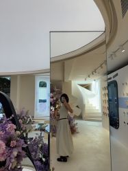 -SALON DE VANHADA