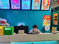 -荒岛实景沉浸密室(江汉路1店)