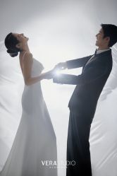 -至臻微拉婚纱摄影