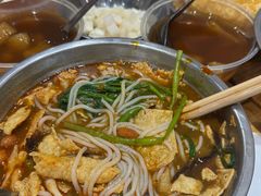 -柳州肥姨妈大骨螺蛳粉(东靖路店)