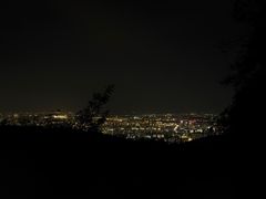 -鬼笑石后山停车场