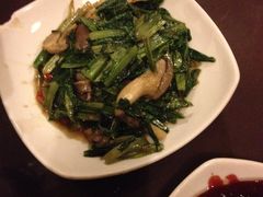菌菇油麦菜-洪齐林老镇