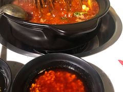 -钢管厂五区小郡肝串串香(奥克斯广场锦城万达店)