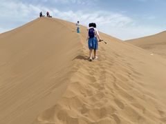 -亿利库布其七星湖沙漠生态旅游区