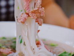 生牛肉pho-Pho Hoa Pasteur
