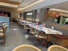 -肥肥虾庄·金牌油焖大虾(汉口城市广场店)