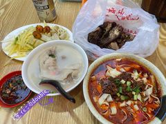 -雷祖芳老妈蹄花店