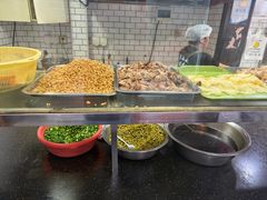 -覃肥叔桂林米粉(粮道街店)
