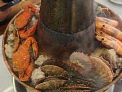 -一口猪海鲜浑锅·东北家常菜