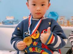 -蓝旗亲子游泳(范湖万达广场店)