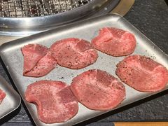 牛舌-何发发和牛烧肉·鳗鱼榴莲放题自助(乐峰广场店)