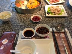 -辉哥火锅(虹桥路店)