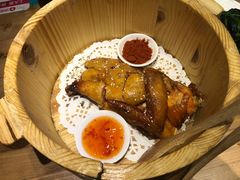 胡桃里烤鸡-临界音乐酒馆·小龙虾·江湖菜(华熙LIVE·鱼洞店)