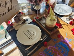 -Mark&Mars Restaurant