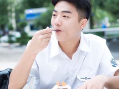 -BROAD面包路·欧式面包(龙湖时代C馆店)